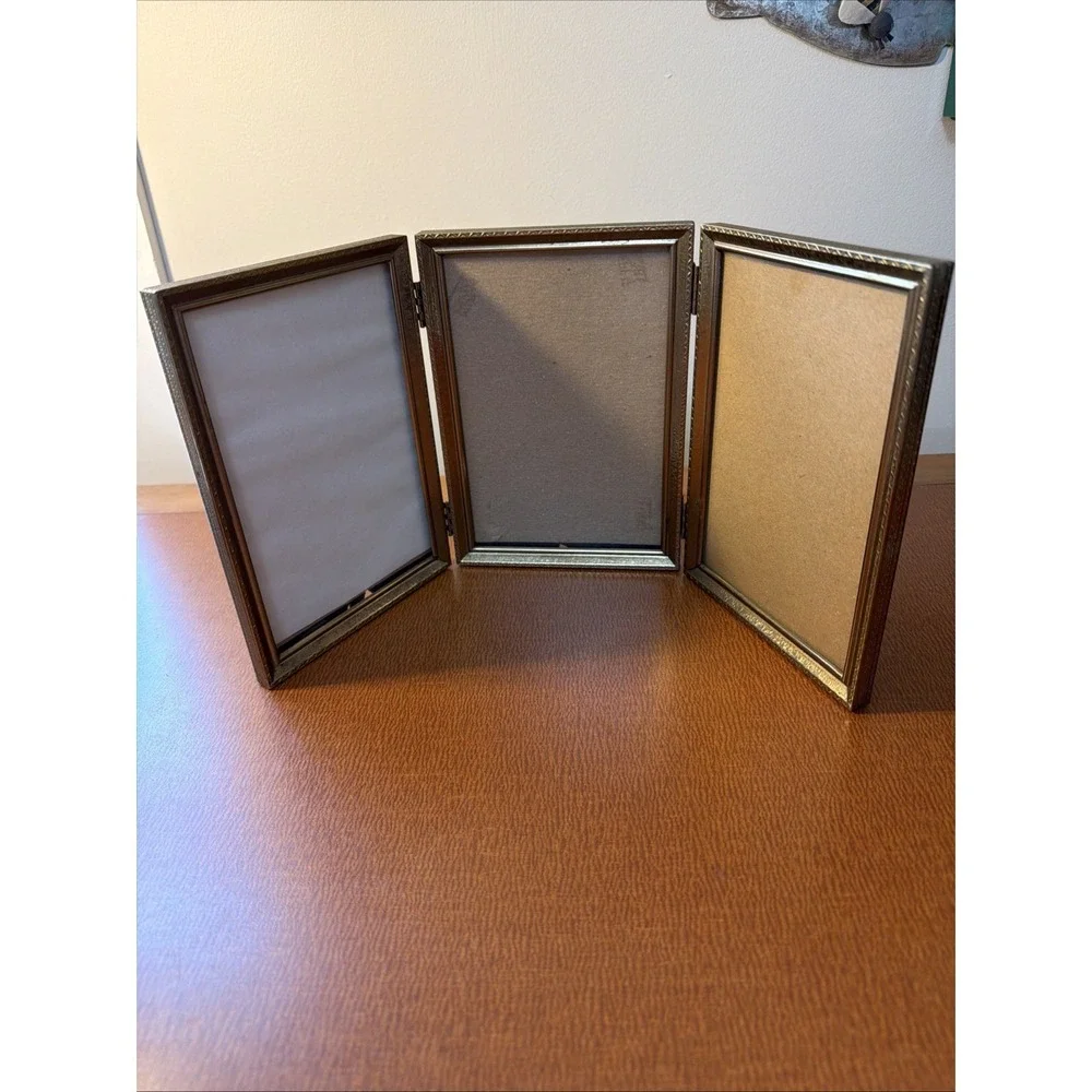 Vtg Brass Glass Trifold Picture Frame Holds 3 5